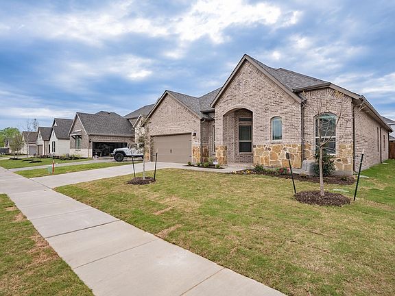 3rd image of 4804 Adelaide Dr