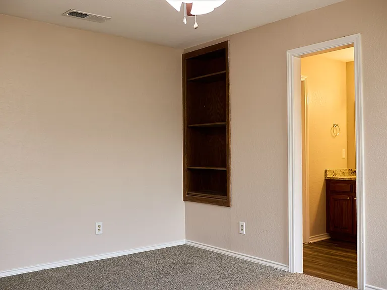 900B Kilkenny Ct — Photo 14