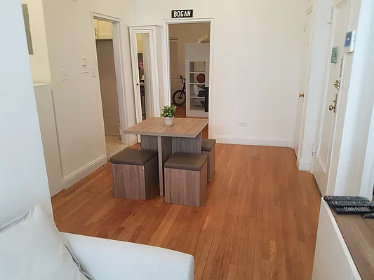 Rented by Compass | media 12