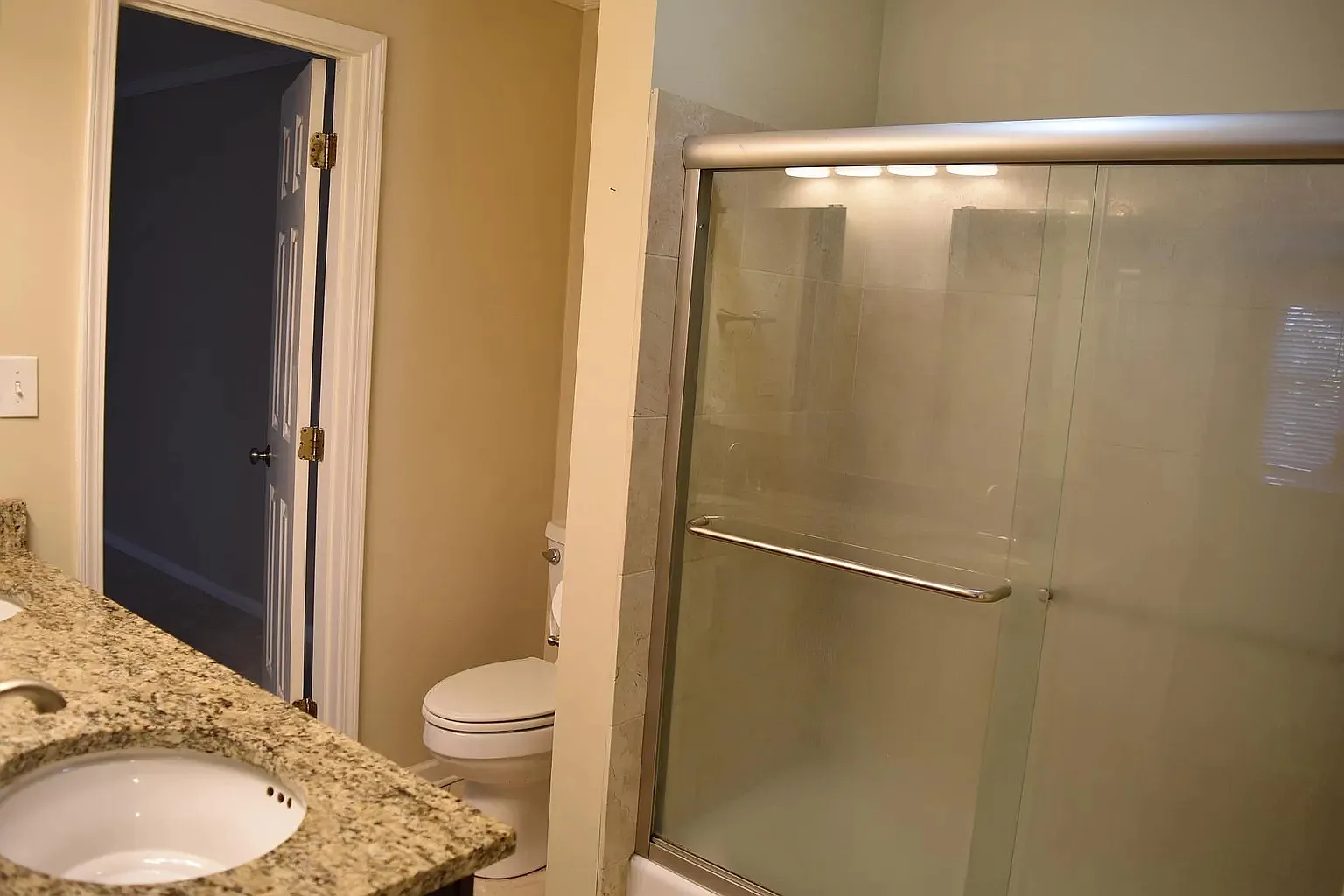 413 West 8th Street Apt B - 1 — Photo 4