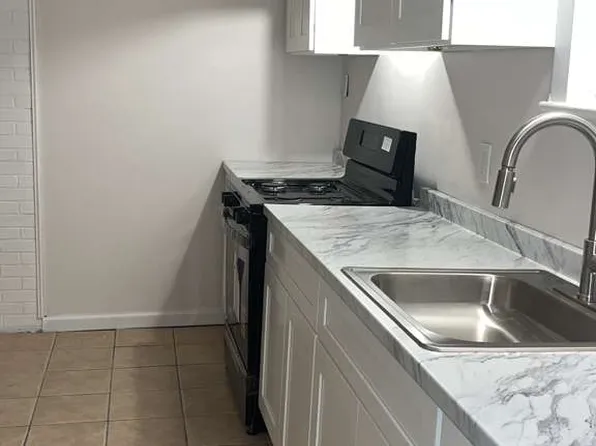 221 S 7th St Floor 2, Elizabeth, NJ 07202