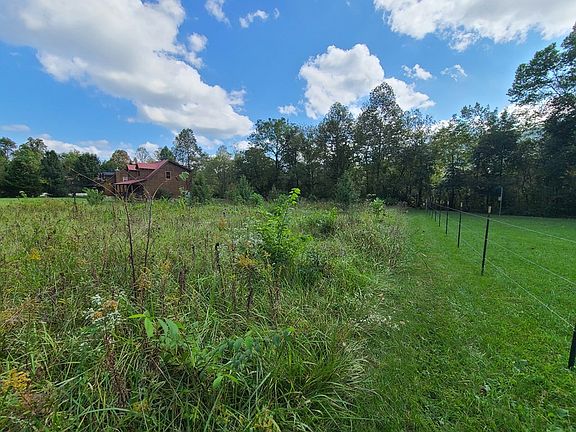 3rd image of 74 Mountain Creek Way