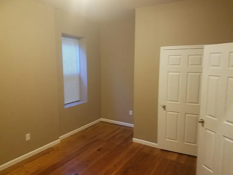 3425 Alberta St — Photo 7