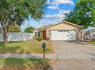 1305 Harbor Lights Dr, Corpus Christi, TX 78412