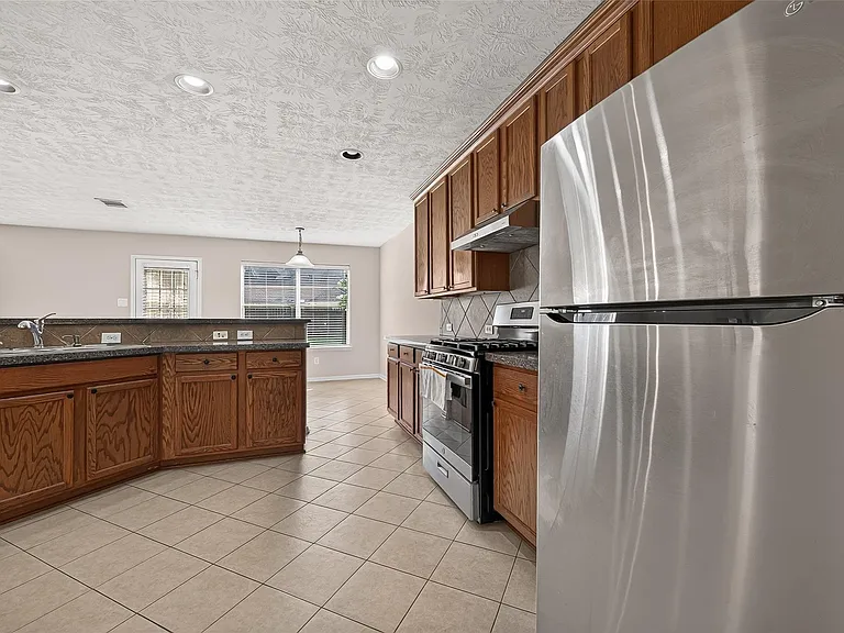 24722 Garnet Shadow Ln — Photo 18