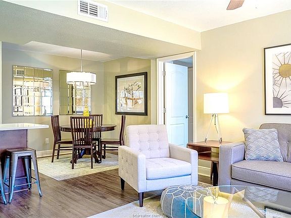 3rd image of 904 University Oaks Blvd APT 153