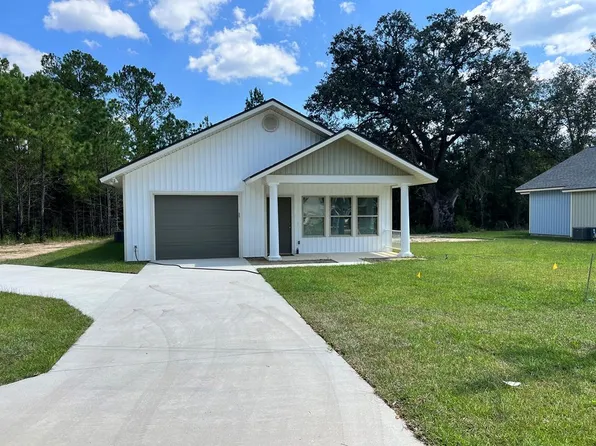 563 Joe Cook St, Cottonwood, AL 36320