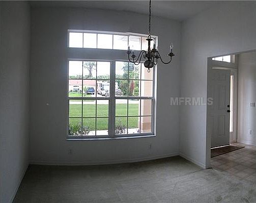 5th image of 3924 S San Mateo Dr
