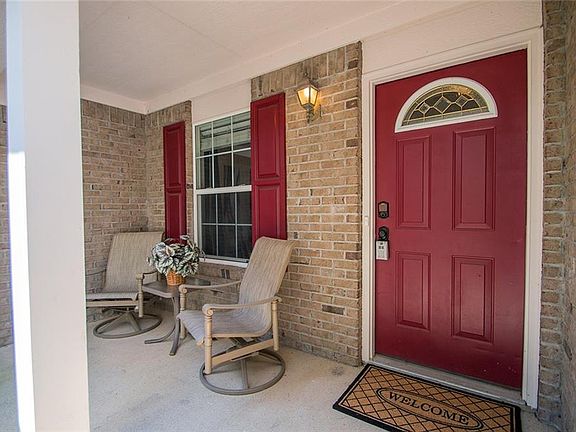 3rd image of 16019 Symphony Blvd