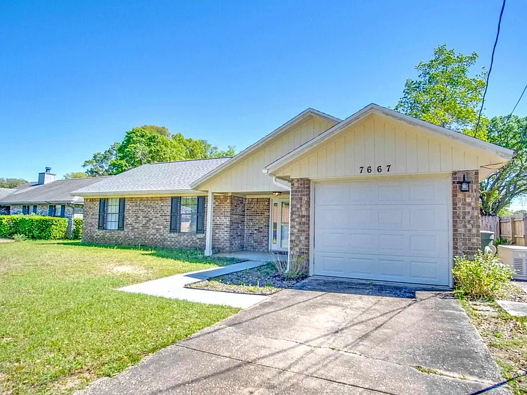 7667 Old Hickory Dr — Photo 2
