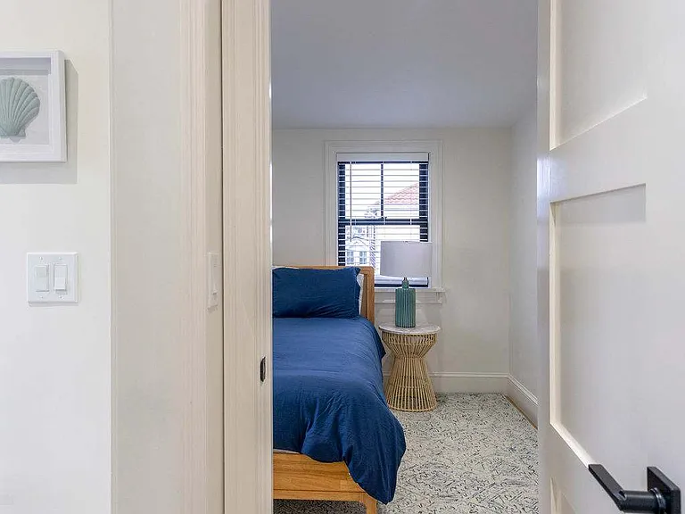 7.9 Dearborn St #3 — Photo 11