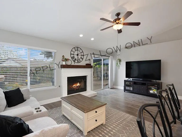 3319 Chapelle Dr — Photo 16
