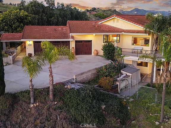 5th image of 4408 Brodea Ln