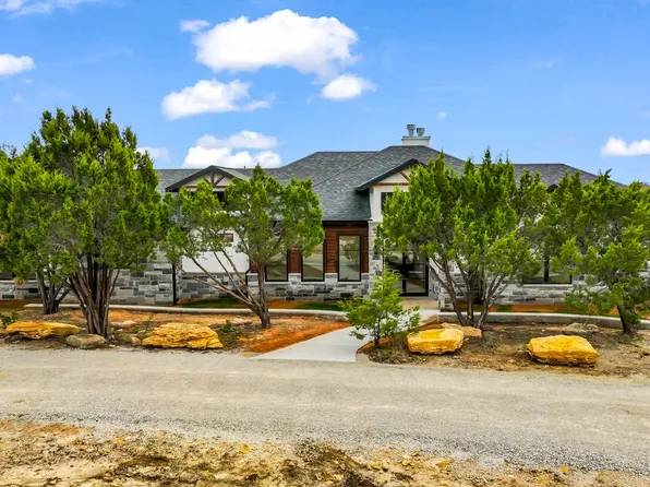 1027 Caprock Ct, Graford, TX 76449