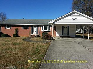 15 Jayson Ln, Winston Salem, NC 27107