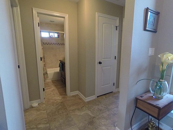 3rd image of 3105 Hondo Ave