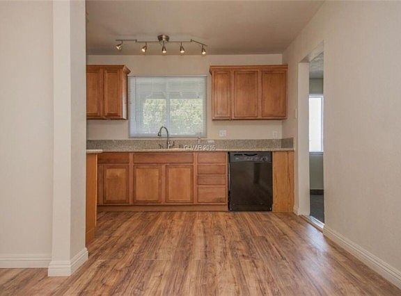 3rd image of 2209 Dune Dr