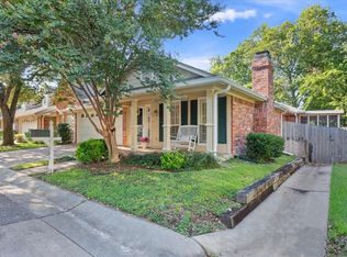 301 Village Cir, Waco, TX 76710