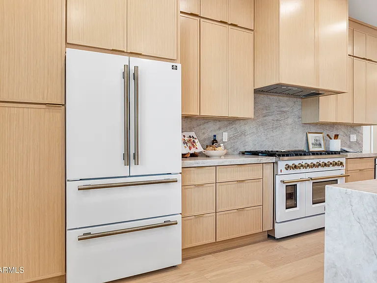 5540 E Dahlia Dr — Photo 18