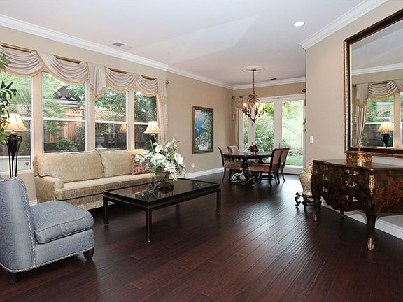 2nd image of 6032 Whitehaven Ct