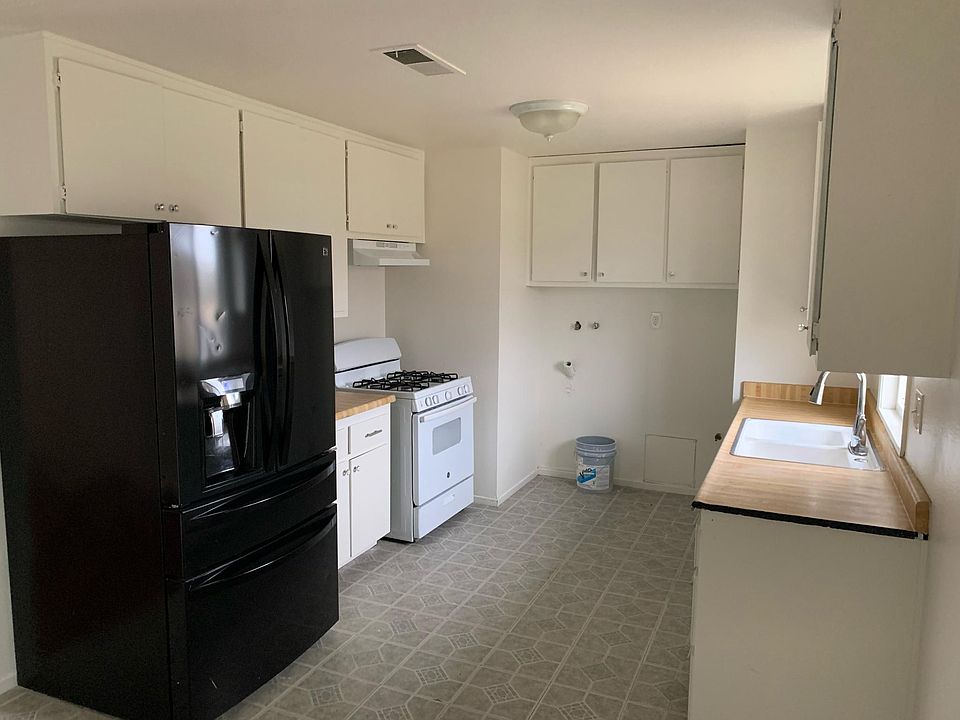 1st image of 16611 Mackennas Gold Ave