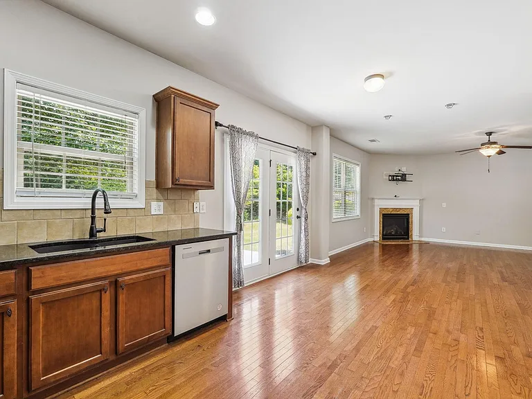 4450 Dartford Rd — Photo 20