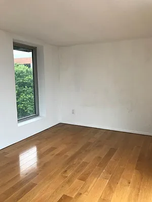 Rented by Dream Space Realty | media 8