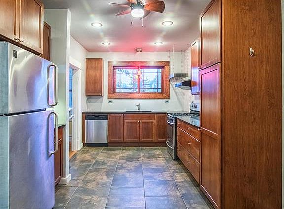 4th image of 5819 S Grand Blvd