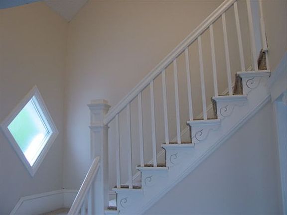 Stairway to Bedrooms
