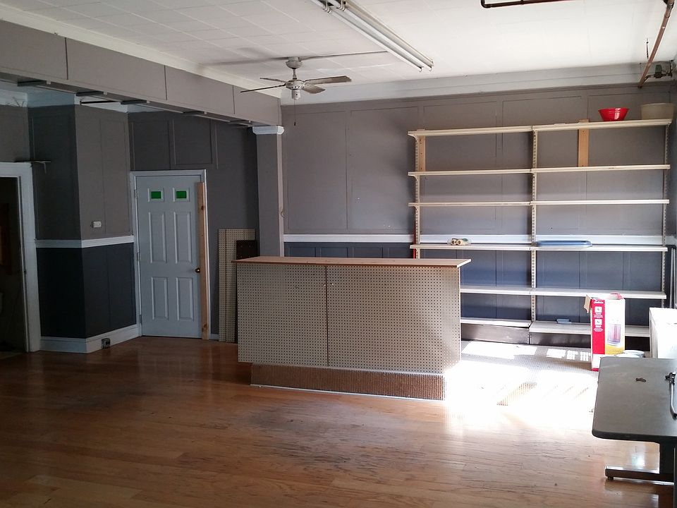 2nd image of 486 2nd St #Store