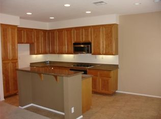 26820 Marina Point Ln UNIT 1, Santa Clarita, CA 91355
