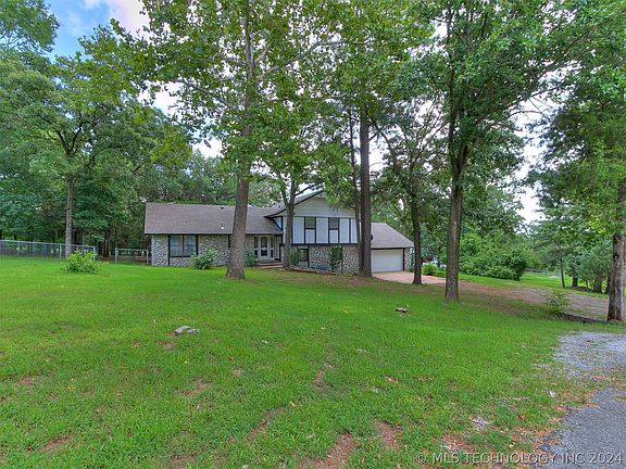 2nd image of 17183 S Creekwood Ct