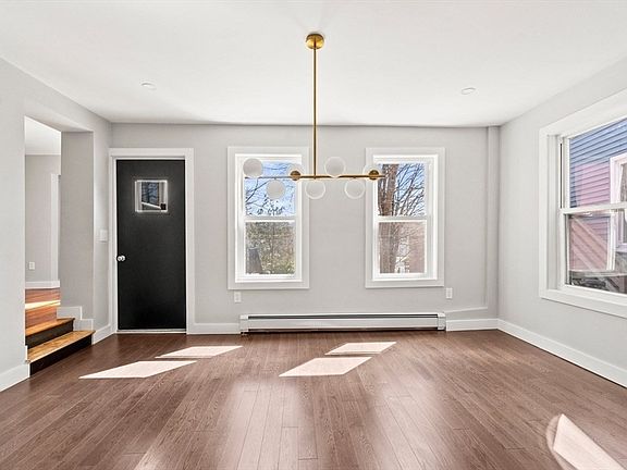 5th image of 19 Norwood Ct