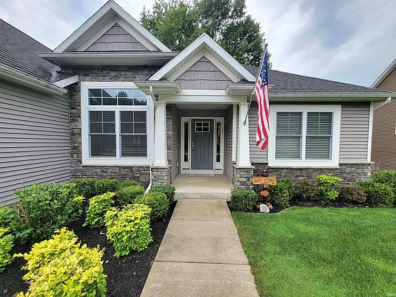 3rd image of 53747 Terre Verde Hills Ct
