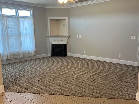 3rd image of 43 Appleberry Ct