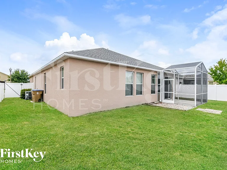2716 Barclay Ln — Photo 14