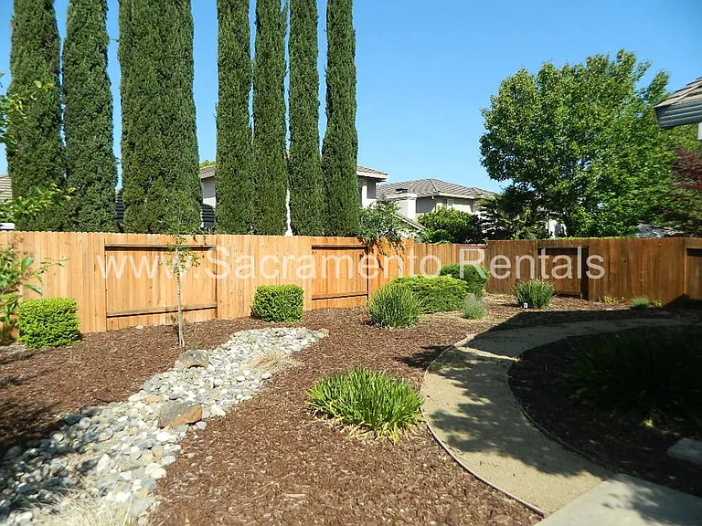 61 White Birch Ct — Photo 11