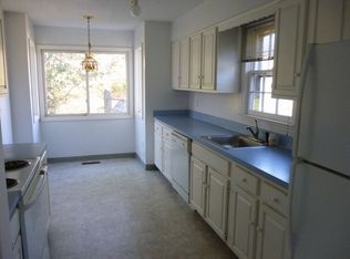 24 Legend Hill Rd, Madison, CT 06443