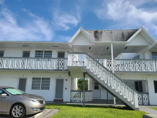 52 NE 204th Street #25, Miami Gardens, FL 33179