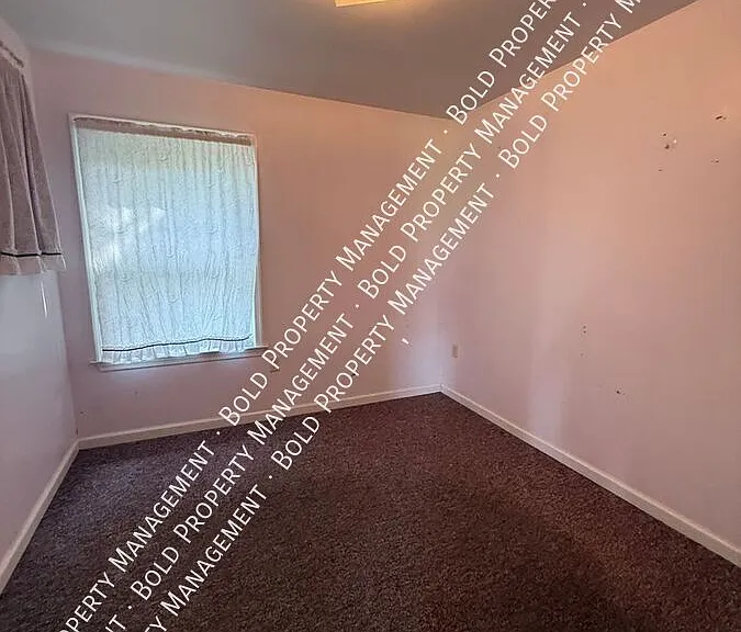 26 Clayton Ave — Photo 14