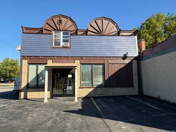 1534 W 2nd St, Marion, IN 46952