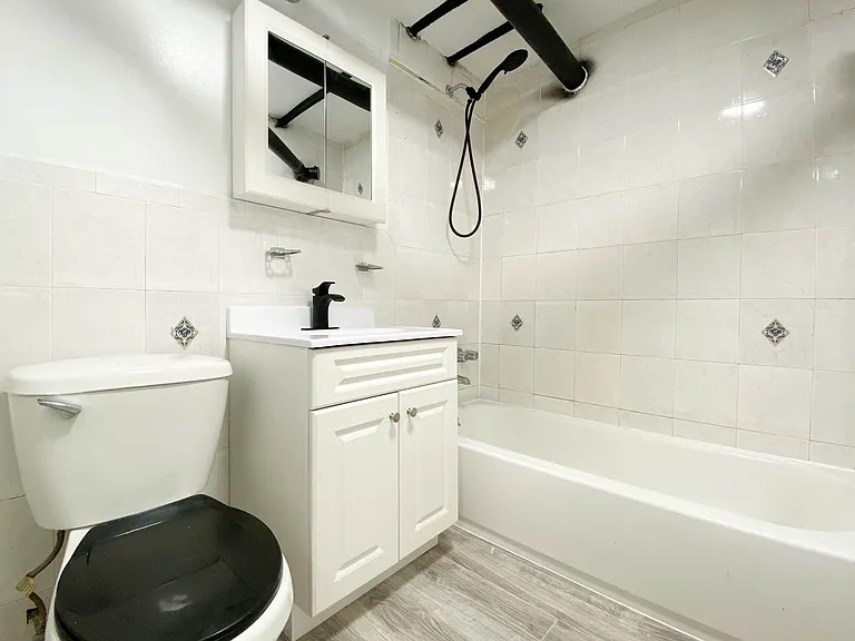 1092 President St #BASEMENT — Photo 10