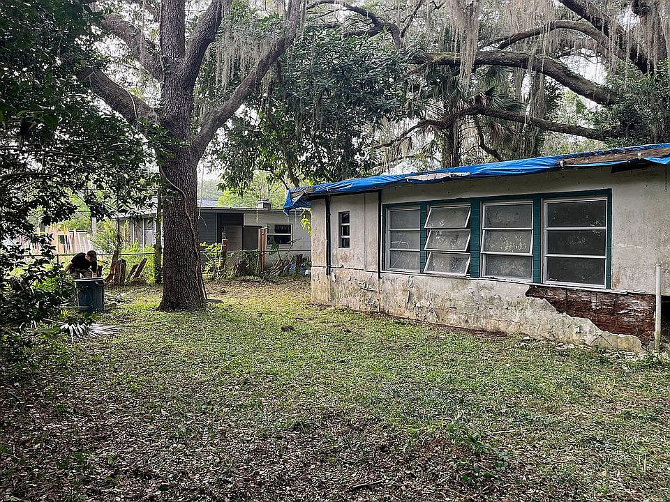 1st image of 918 NW 31st Ave
