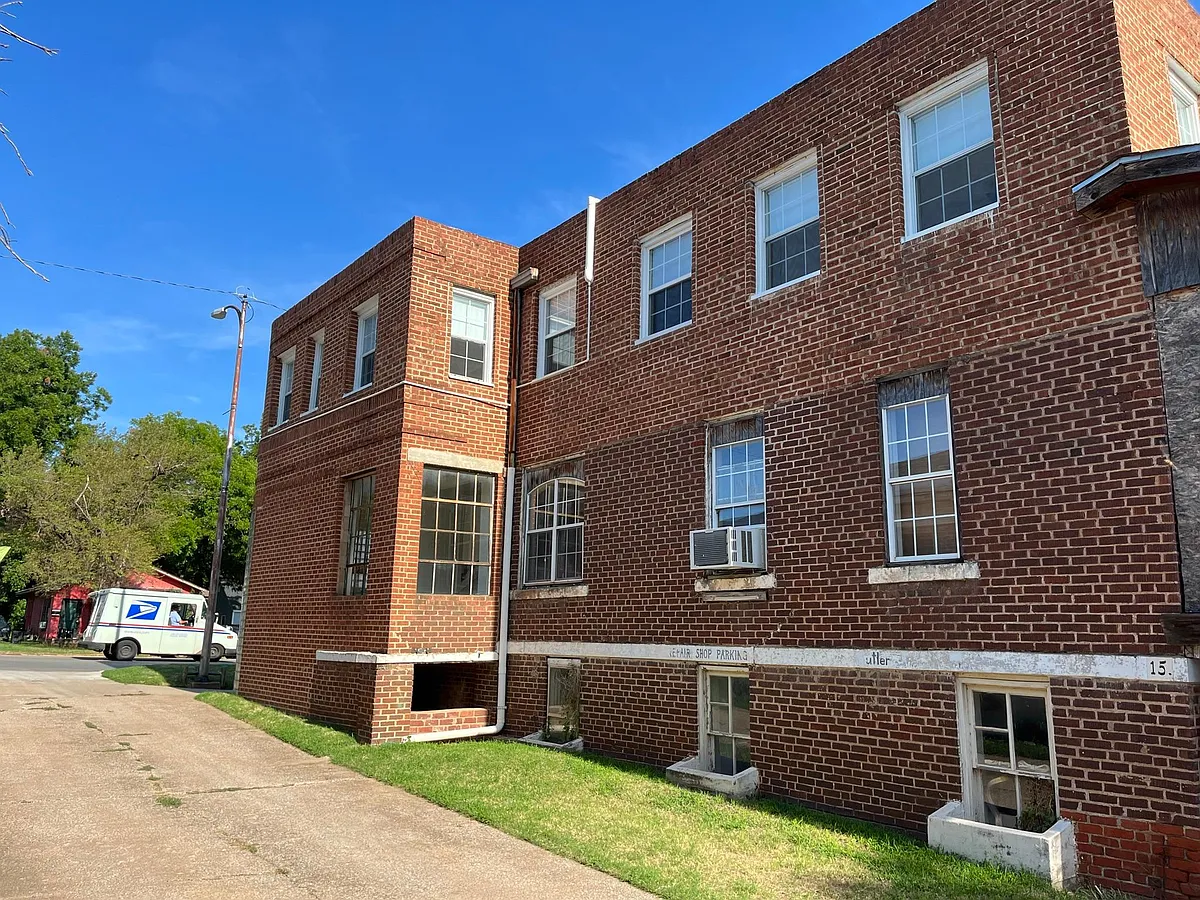 Building Photo - 115 N Main St #1