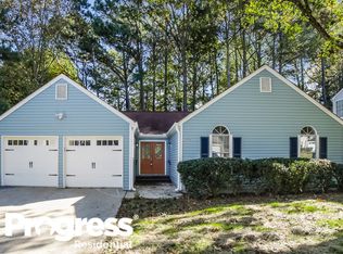 1773 May Glen Dr, Acworth, GA 30102