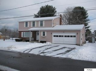 4 Wright Dr, Johnstown, NY 12095