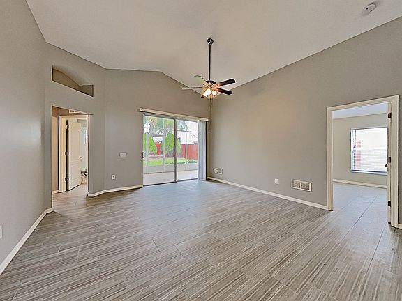 4th image of 30917 Wooley Ct