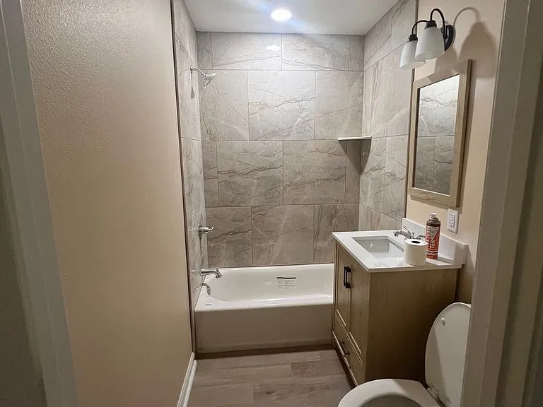 1002 Holly St — Photo 16