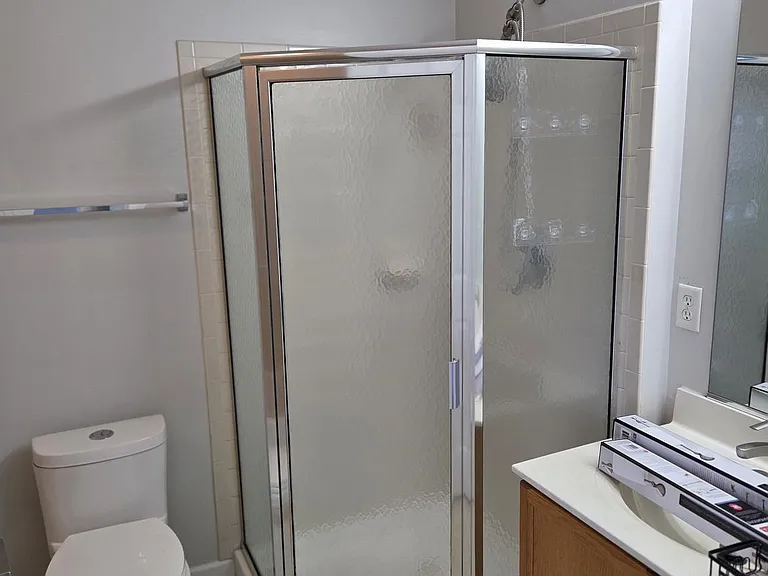 403 Hupps Hill Ct — Photo 14