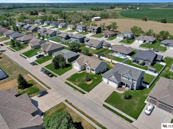 210 N 31st St, Ashland, NE 68003